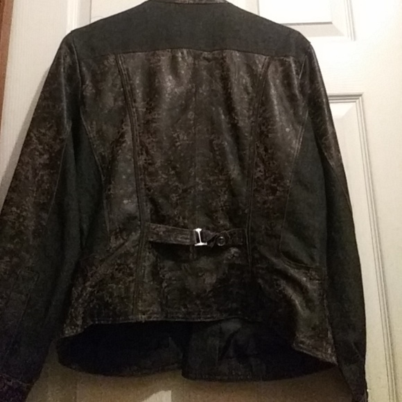 Jacket - Picture 3 of 3
